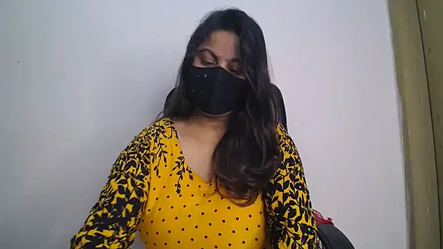 Its-Simran's cam snapshot