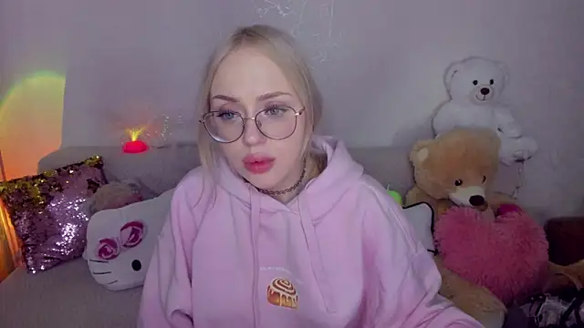 CeaneLino's cam snapshot