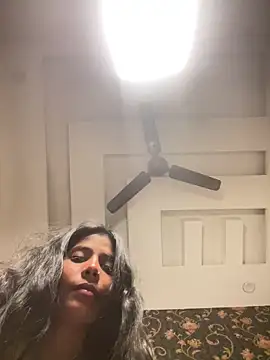 eleven_hotti's cam snapshot