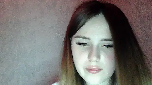 SweetLoraa's cam snapshot