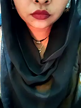 Indian-Nazia's cam snapshot