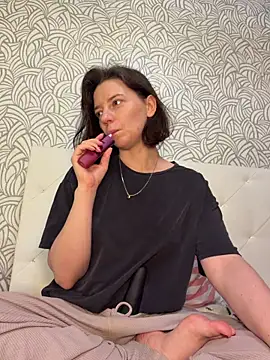 Take_Me_Awayy's cam snapshot