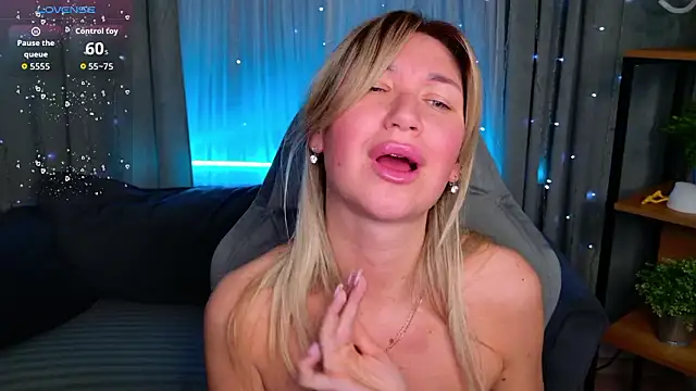 MilaBott's cam snapshot