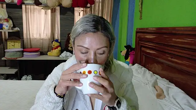 _Charlize_theron_'s cam snapshot