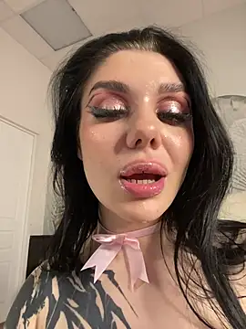 MaeveMoon's cam snapshot