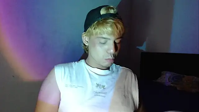 CrisotpherMoretti's cam snapshot