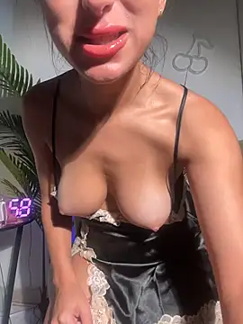 MiaFoxie live sex cam