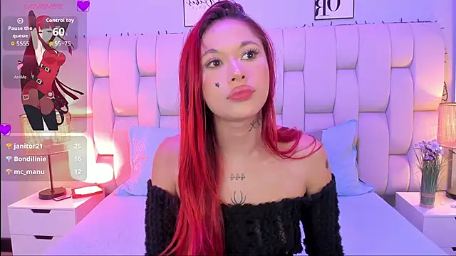 SkinnyFoxy's cam snapshot