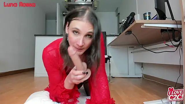 LunaRossaCam's cam snapshot