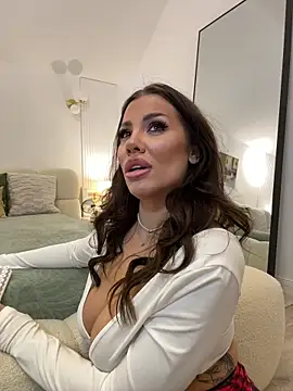 CelineReys's cam snapshot