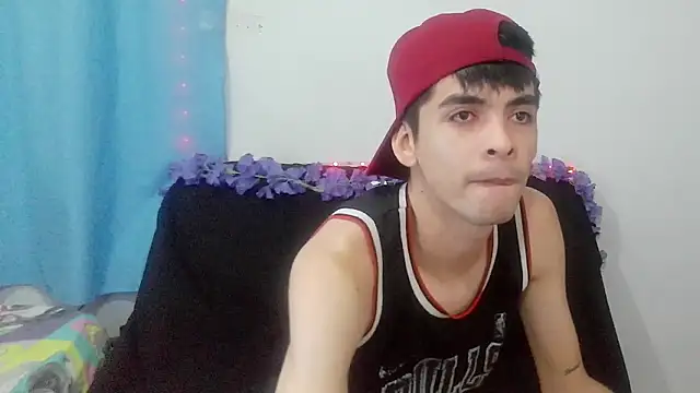 nico22love's cam snapshot