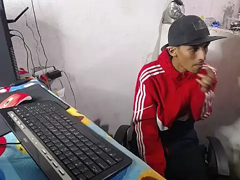 master_tattoo's cam snapshot