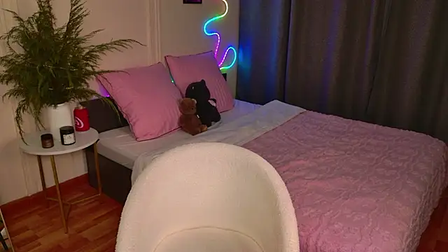 ChelseaFiness's cam snapshot