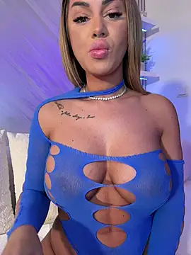 KirstieVegas live sex cam