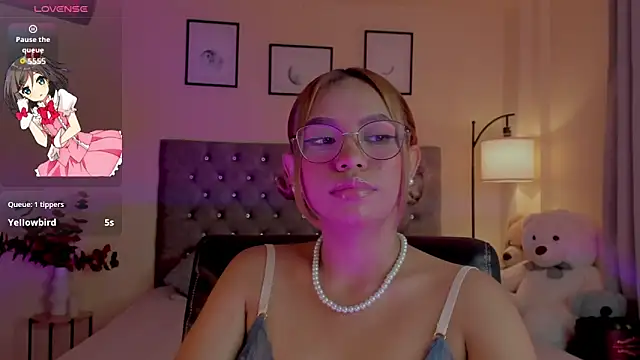 OxanaFedorova1-'s cam snapshot