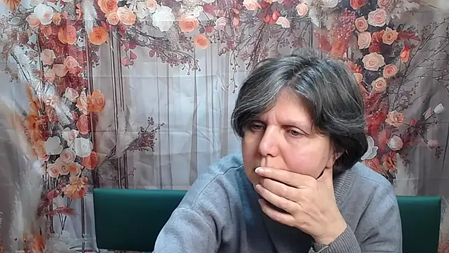 LunaDobra's cam snapshot