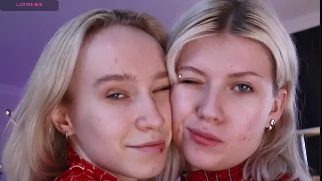 t_A_T_u's cam snapshot