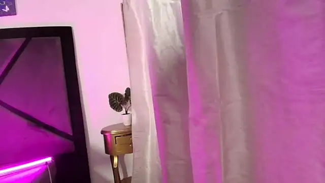 GabrielaDurann's cam snapshot