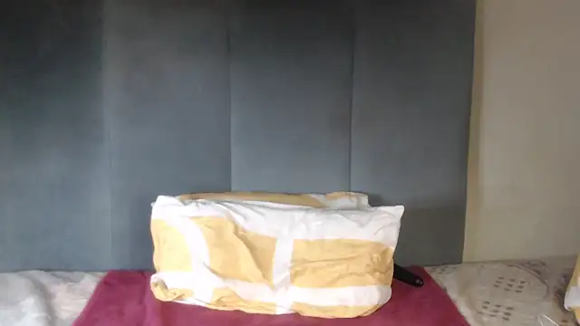 Chocolatebae86's cam snapshot