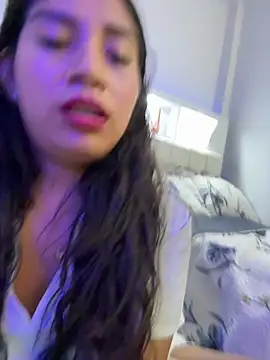 Ariana_TuFantasiaHot's cam snapshot