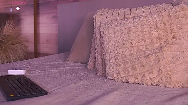 AmmyScott's cam snapshot