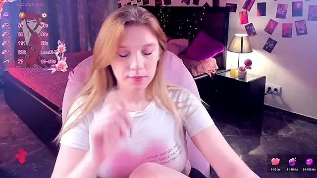 KarambaMoon's cam snapshot