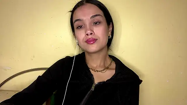 AylinBlush's cam snapshot