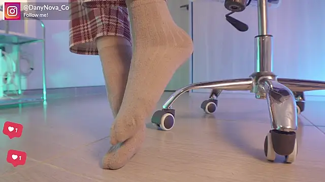 DanyNova_Co's cam snapshot