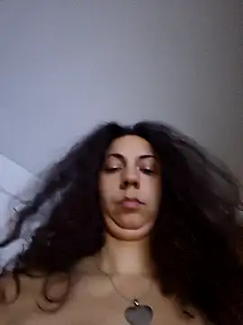 naughty69curls's cam snapshot