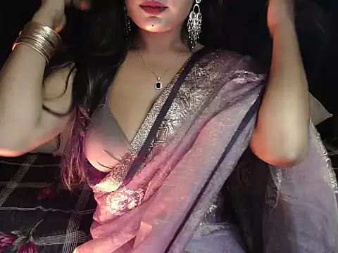 Naughtyy_stripgirl's cam snapshot