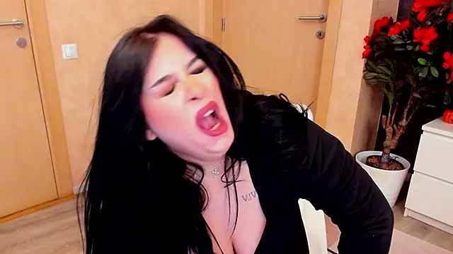 NayaNoirX's cam snapshot