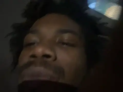 SlimeCrownzOut5 live sex cam