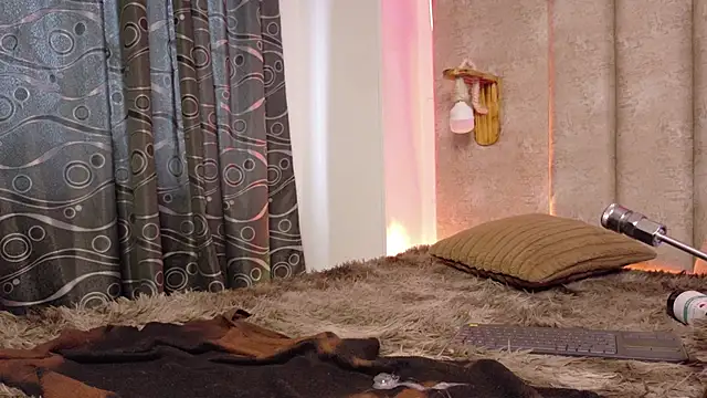 Alektra_bryce's cam snapshot