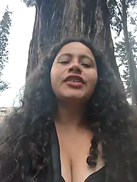 Yaya_watson live sex cam