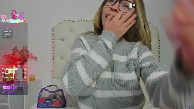 LuluuBerry's cam snapshot