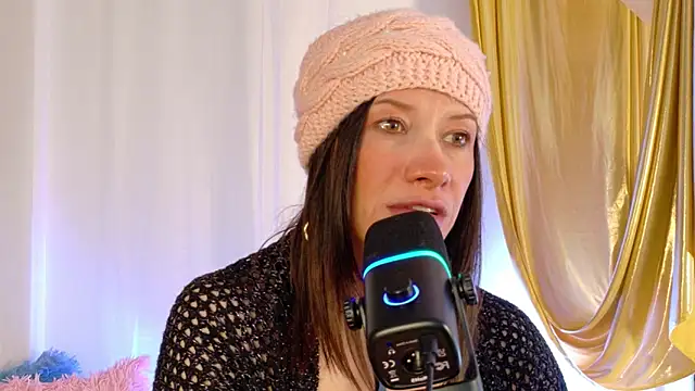 magali_19's cam snapshot