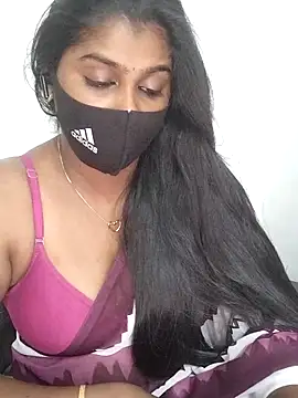 Tamil_Azhaghi's cam snapshot