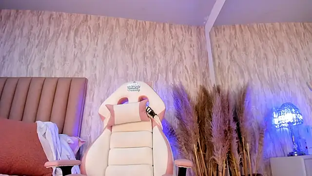 Emely_florence_'s cam snapshot