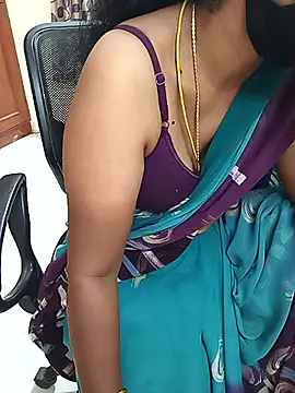 menaka-tamil's cam snapshot