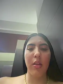 Sofia_Collins- live sex cam