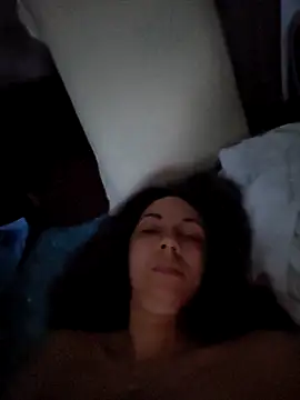 naughty69curls's cam snapshot