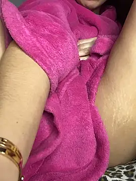 joliie_coquiine's cam snapshot