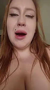 ElonaFox live sex cam