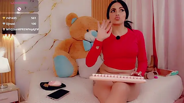 BrendaSquirtx live sex cam