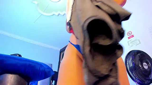 Eyleen_Santos live sex cam