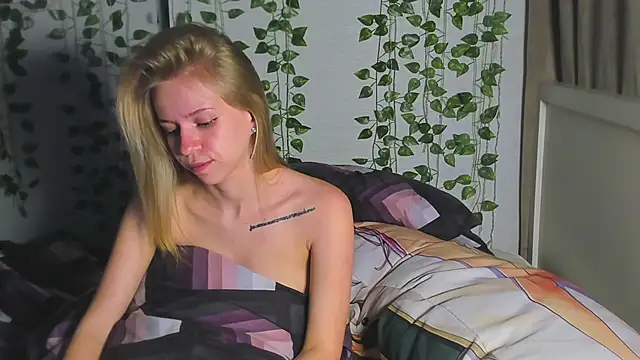 Very_Cute_Girl's cam snapshot