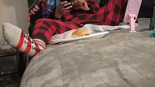 GOODIETIMES1's cam snapshot