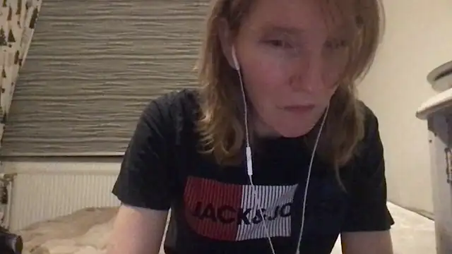 Kittymarlene's cam snapshot