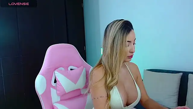 im_grecia's cam snapshot