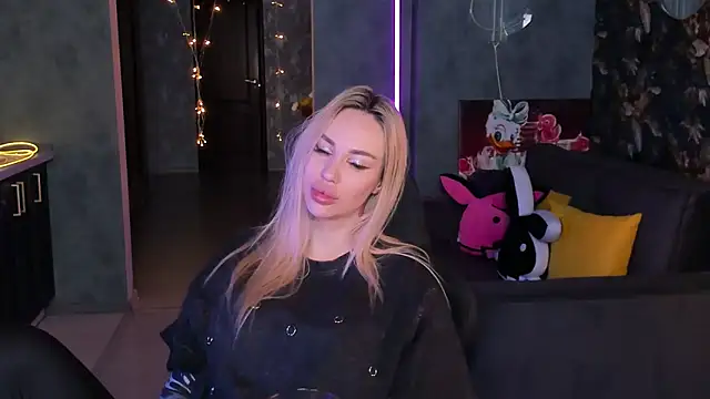 Blckmirrorr's cam snapshot